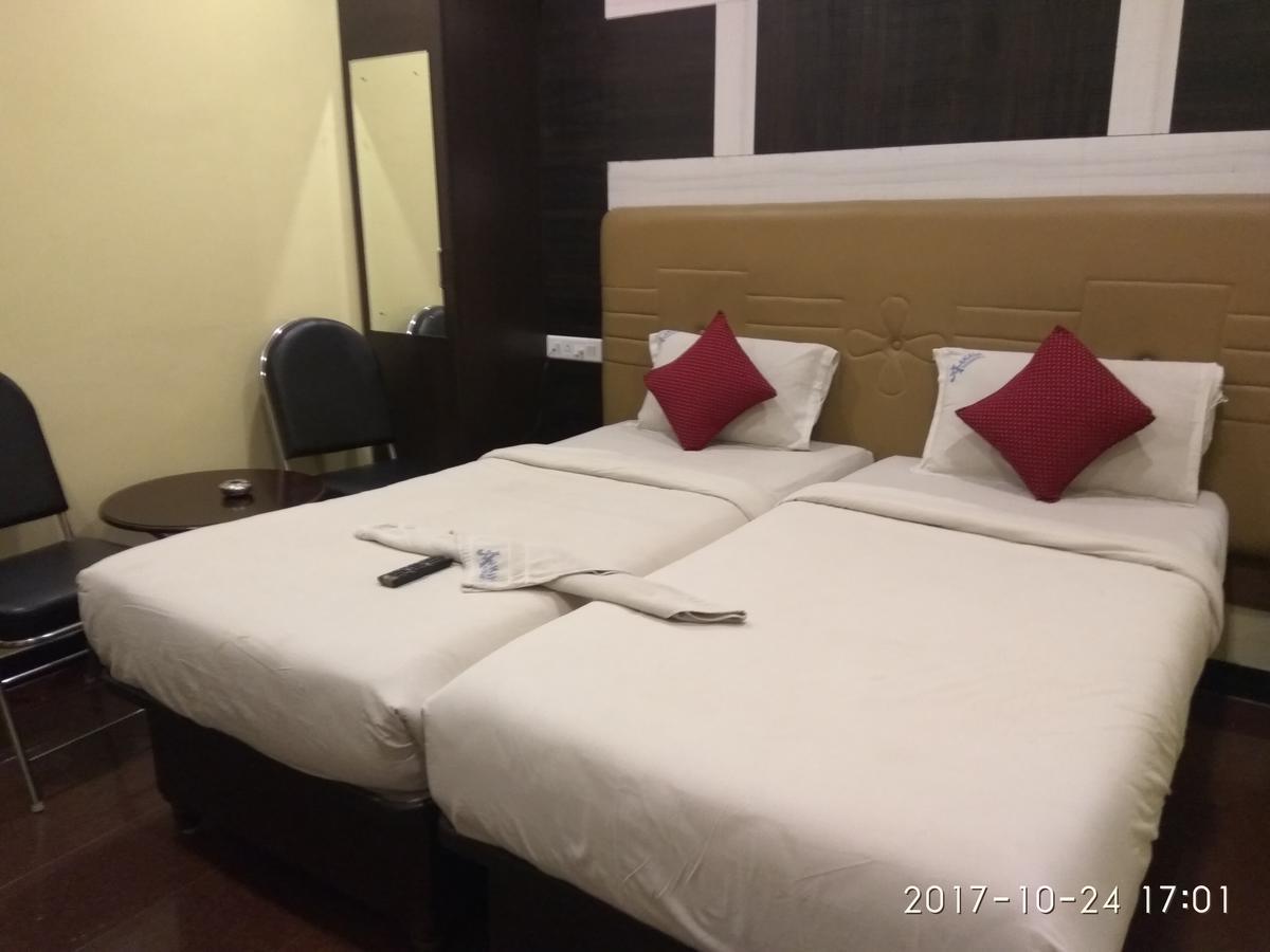 Aakash Residency Hotel Madurai Exterior photo
